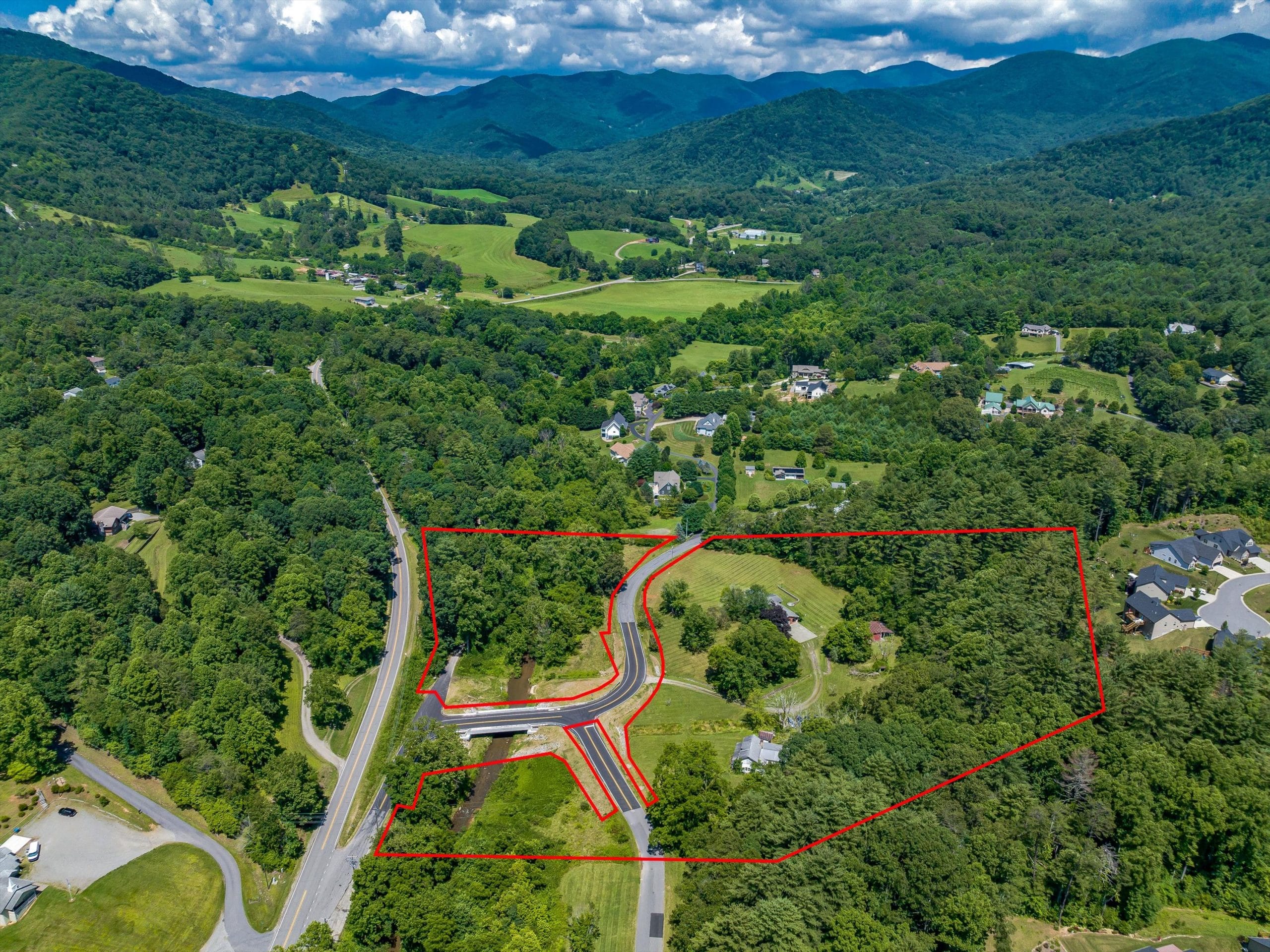21 Parker Cove Rd. Weaverville Real Estate Development Opportunity